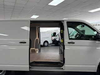 Volkswagen Transporter Furgón Largo TA 2.0 TDI 75kW (102CV) BMT (2019)