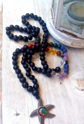 Collar onix y agatas con colgante y estrella  mar