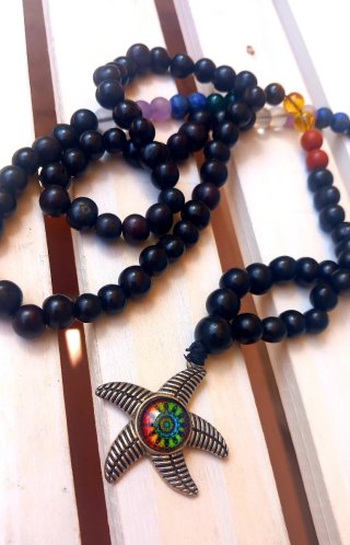 Collar onix y agatas con colgante y estrella  mar