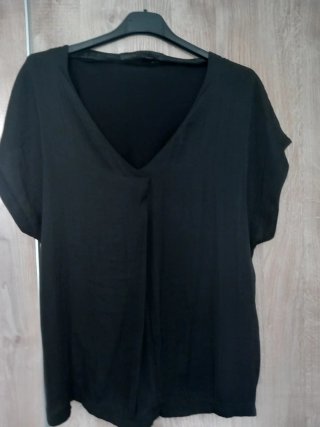 Camisa negra