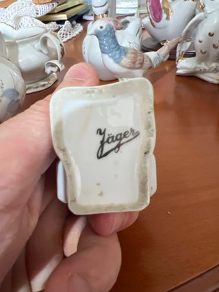 Pack figuras porcelana cisnes, búho, gato