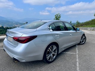 Infiniti Q50s 3.5 V6 364cv