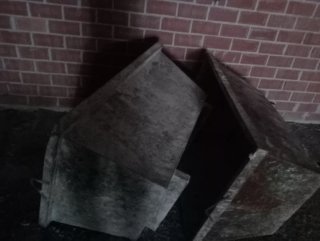 Contenedor metálico para construcción