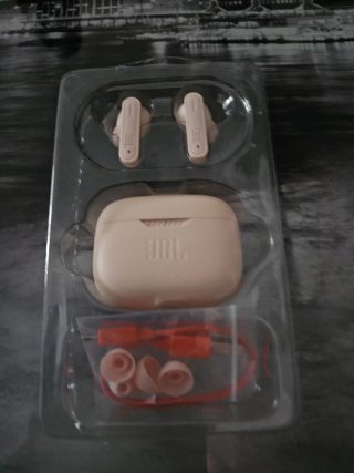 Auriculares JBL Tune 230NC TWS tierra