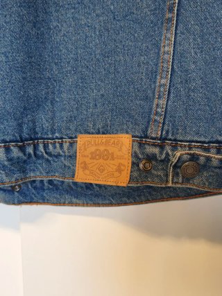Cazadora vaquera Pull&Bear con borrego Talla S