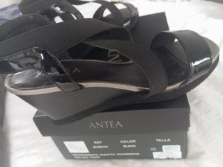Sandalias plataforma negro N. 40