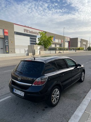 Opel Astra 2010