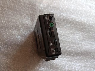 Walkman Sony FM/AM Mega Bass