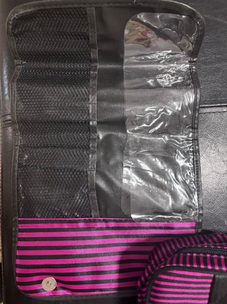 Neceser y funda de brochas Lore
