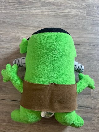 Peluche Monstruo Verde Halloween