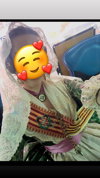 Mantilla Fallera Media Luna Blanca solo un uso