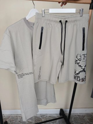 Conjunto Off-World Camiseta y Pantalón Corto