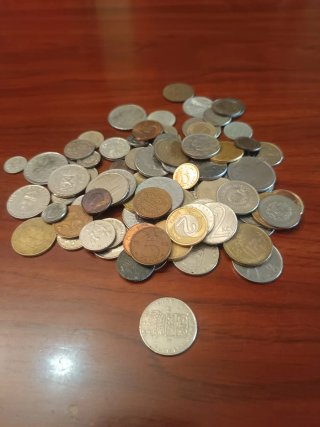 Lote de monedas extranjeras