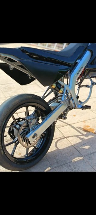 DRD Racing Supermotard Moto