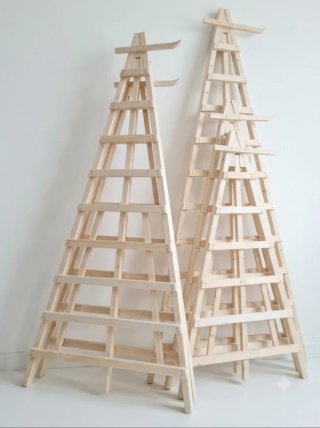 Escalera de madera mallorquina