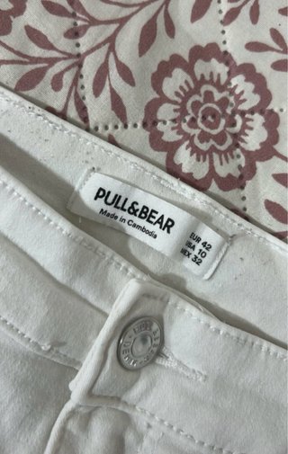 Pantalón Vaquero Blanco Pull&Bear Talla 42