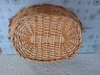 Cesta de mimbre con forro a cuadros