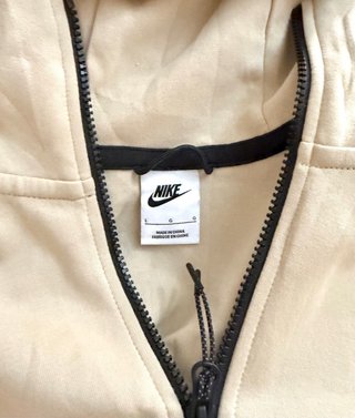 Chaqueta Nike Beige y Negra Original