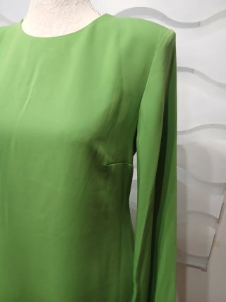Vestido Mango verde espalda descubierta