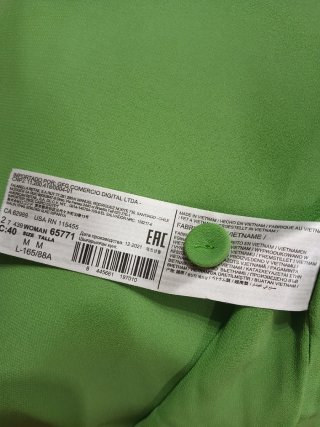 Vestido Mango verde espalda descubierta