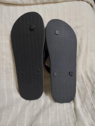 Chanclas Negras Talla 41 con Bandera Brasil
