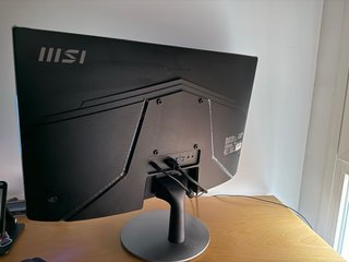 Monitor curvo MSI da 24'' Nero/Argento