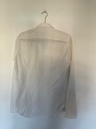 Camisa Zara blanca con puntos