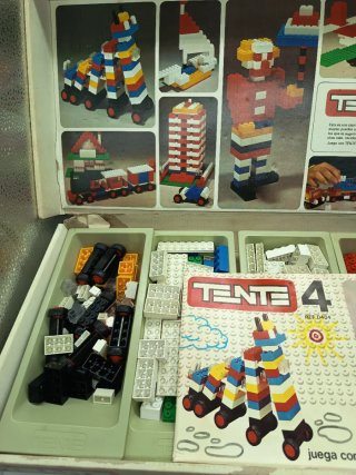 2 Cajas Tente 4 y Juegos Reunidos 15