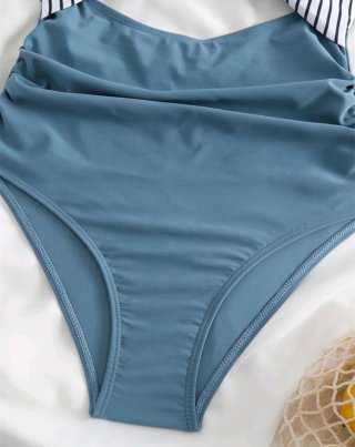 Bikini Rayas y Azul