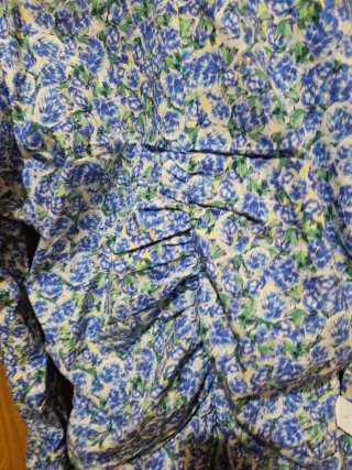 Blusa Zara abullonada floral