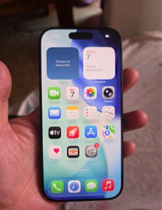 iPhone 16 Pro. Solo hoy. + Regalos. CAMBIO.