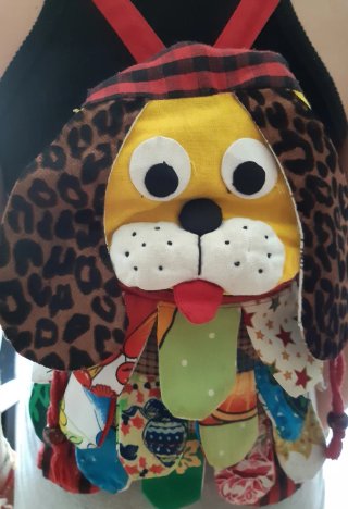 Mochila de tela con diseño de perro