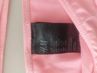 Bikini H&M rosa volantes