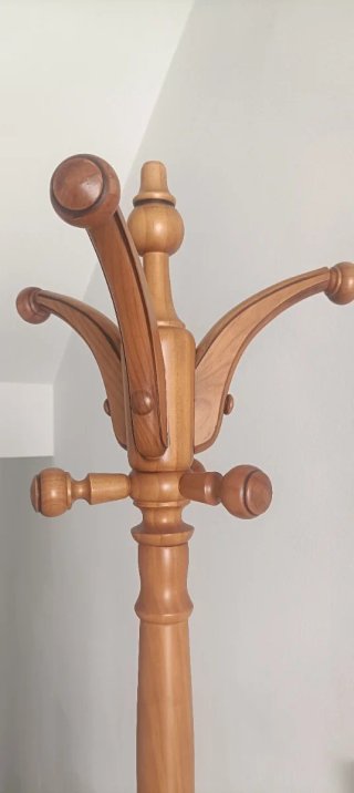 Perchero de pie madera maciza