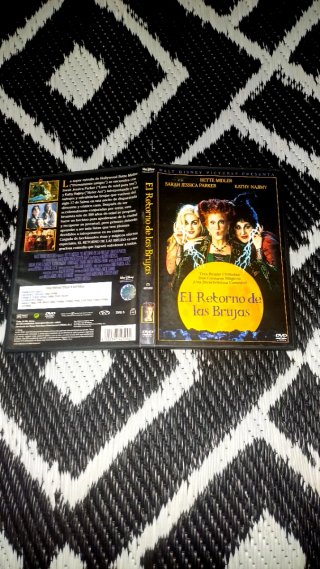 ÉL RETORNO DE LAS BRUJAS: DVD SÚPER DESCATALOGADO