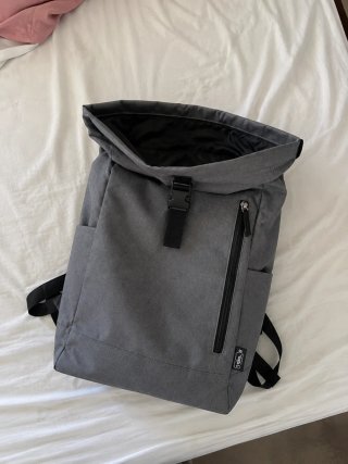 Mochila roll top gris para portátil, trabajo viaje