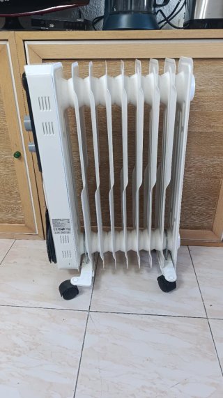 Radiador Eléctrico 2400W