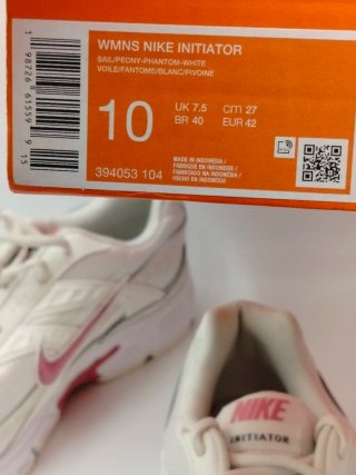 Nike Initiator Sail White Peony Mujer