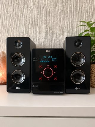 Equipo de música LG negro