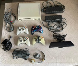 Xbox 360 + Mandos + Kinect