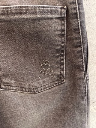 Pantalón Scalpers gris