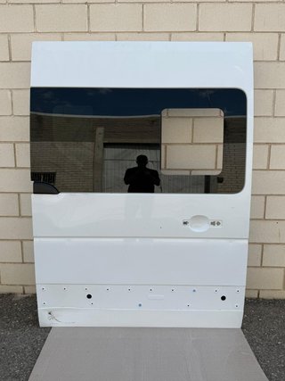 PUERTA CORREDERA DERECHA RENAULT MASTER 3 VENTANA