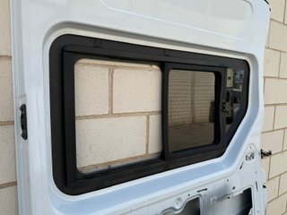 PUERTA CORREDERA DERECHA RENAULT MASTER 3 VENTANA