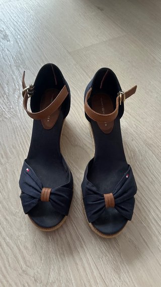 Sandalias cuña Tommy Hilfiger Talla 39