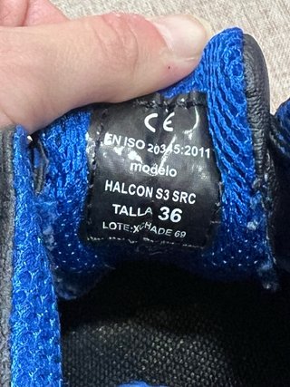 Botas de seguridad Skarppa negras y azules