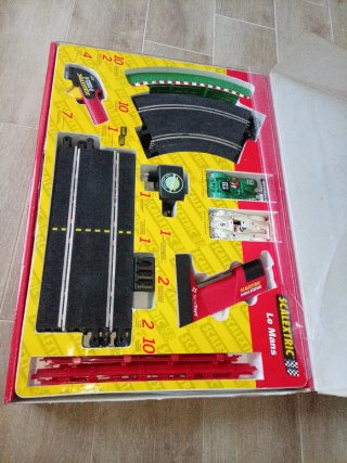 Scalextric Le Mans Audi R8 24h 2000