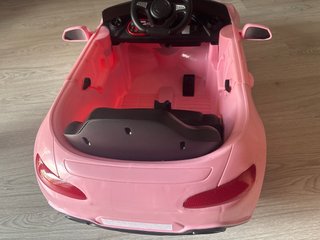 Coche eléctrico infantil rosa