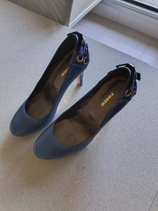 Zapatos de tacón azul mujer