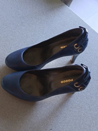 Zapatos de tacón azul mujer