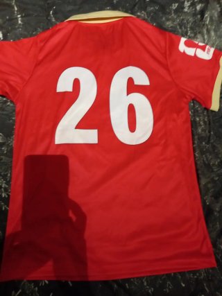 Camiseta Roja y Amarilla McDonald's Fútbol